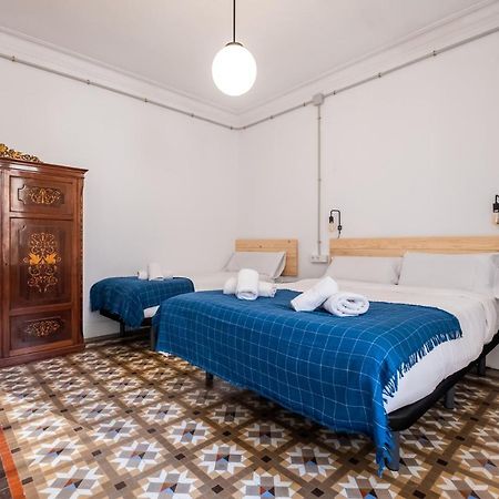 B42 - Modernist Apartment For Large Groups In Eixample Barcelona Luaran gambar